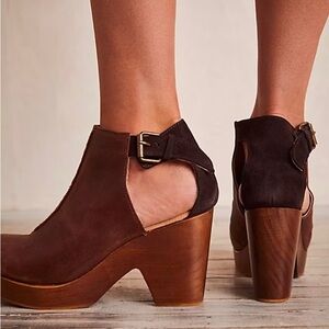 Free People Amber Clogs